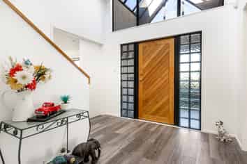 84 Churchill Drive, Taradale