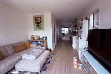 14 Rauemi Way, Te Atatu South