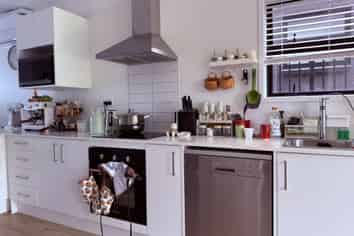 14 Rauemi Way, Te Atatu South