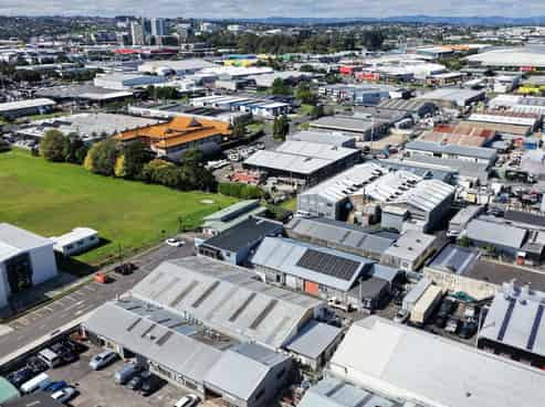 Affordable warehouse with no body corp fees