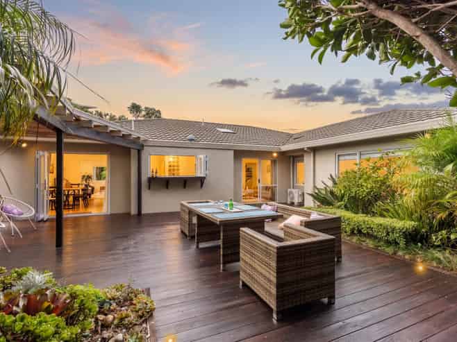 20 Penguin Drive, Murrays Bay