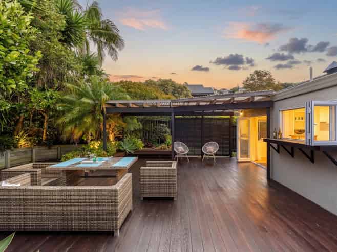 20 Penguin Drive, Murrays Bay