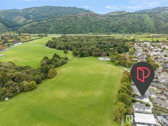 18 Parkwood Grove, Trentham