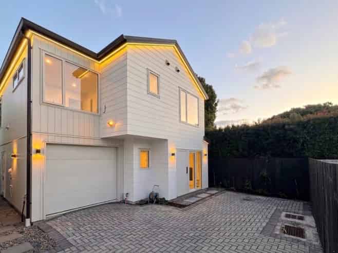 17E Muir Avenue, Mangere Bridge