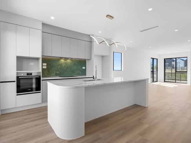 54 Picnic Point Road, Hobsonville