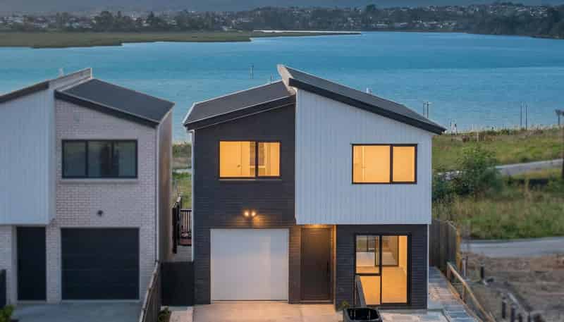 54 Picnic Point Road, Hobsonville