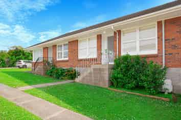 2/38  Jutland Road, Hauraki