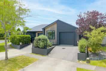 1/14 Hooker Avenue, Chedworth