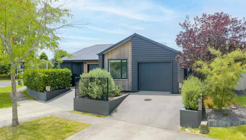 1/14 Hooker Avenue, Chedworth