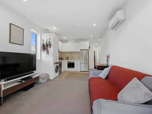 104/1B Soljak Place, Mount Albert