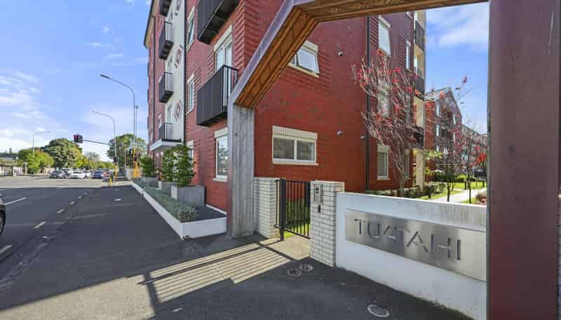 104/1B Soljak Place, Mount Albert