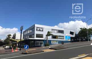 Affordable 484 sqm Prime Corner Space 