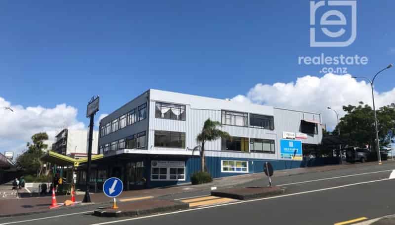 18 Pilkington Road, Panmure