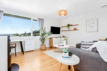 129 Maupuia Road, Maupuia