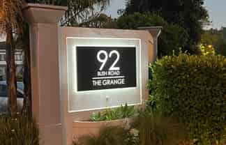 28/92 Bush Road, Albany