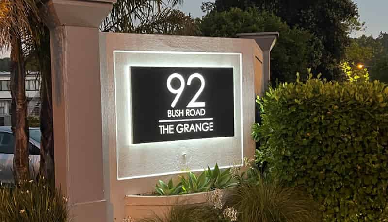 28/92 Bush Road, Albany