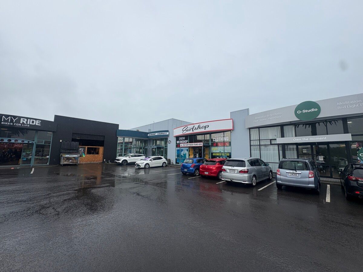 High Profile Showroom & Warehousing - Ansicht 3