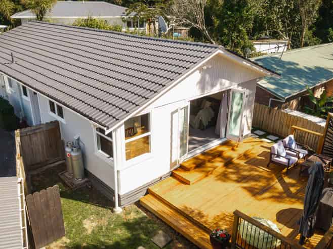 84 Helena Street, MASSEY