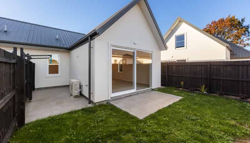 4/209 Hastings Street East, Waltham