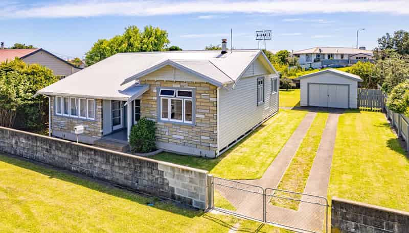 5 Mosston Road, Castlecliff