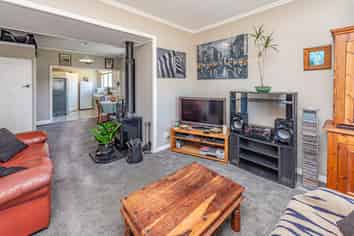 5 Mosston Road, Castlecliff