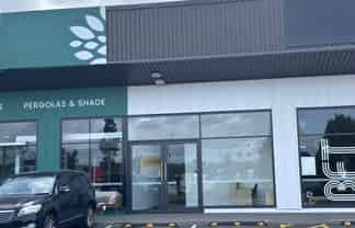 Versatile Tauriko Commercial