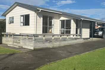 15 Nukumea Common, Orewa