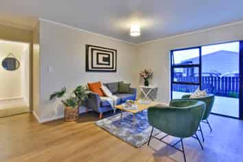 2/6 Hatherley Place, Clendon Park
