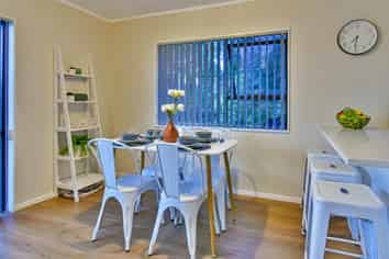 2/6 Hatherley Place, Clendon Park