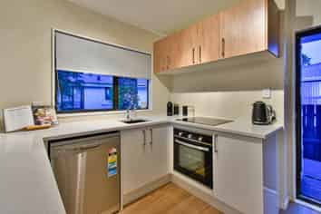 2/6 Hatherley Place, Clendon Park