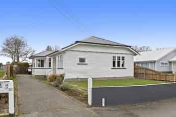 18 Fairview Street, Somerfield