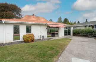 71A Tuhikaramea Road, Dinsdale