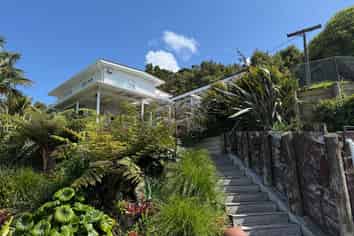 29 Crisp Road, Parua Bay