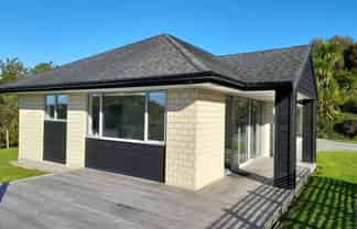 Auckland - Address withheld