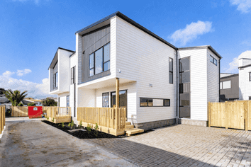 2/67 Aranui Road, Mount Wellington