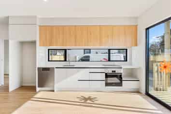 2/67 Aranui Road, Mount Wellington