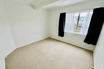 2/12 Pembroke Street, Papatoetoe