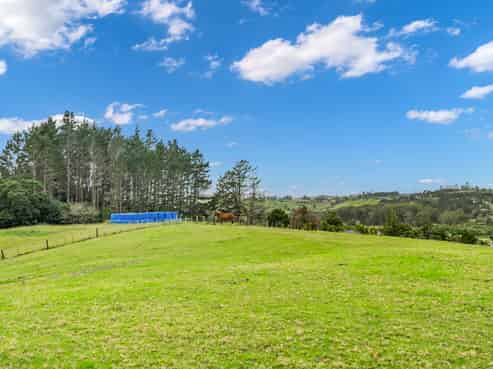 35 Boundary Road, Hikurangi
