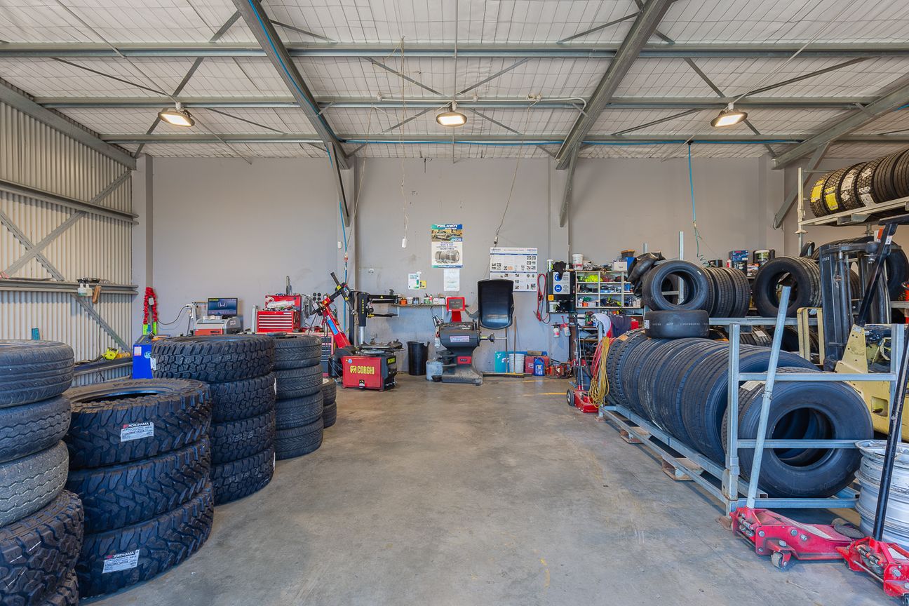 Plan Ahead: High-Profile Warehouse From Feb 2027 - Meer