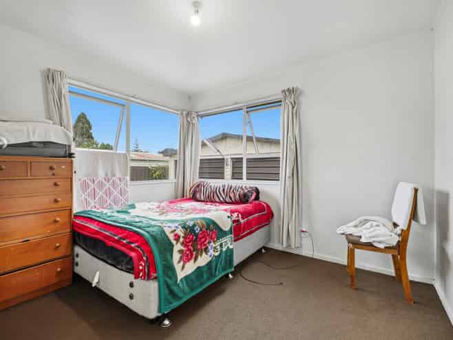 100 Wordsworth Road, Manurewa