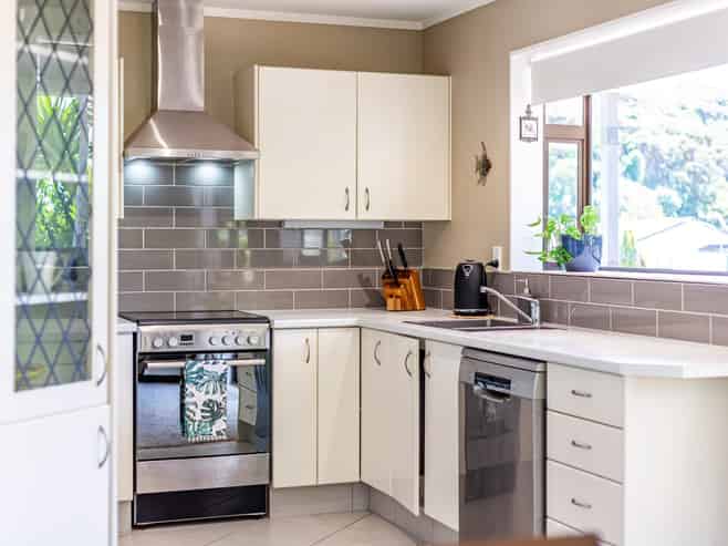 61 Albatross Close, Whitby