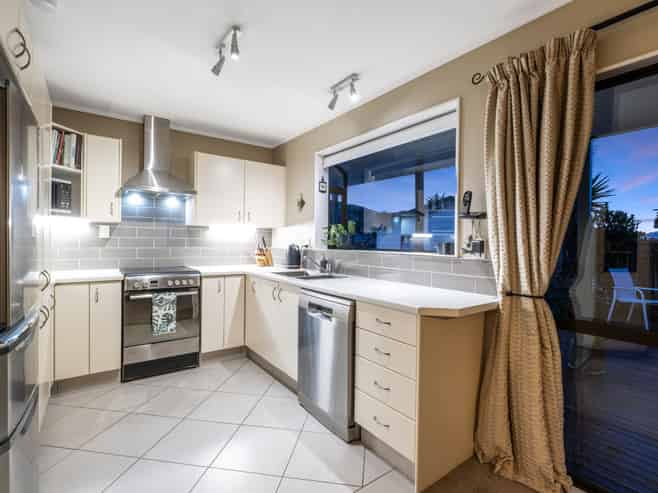 61 Albatross Close, Whitby