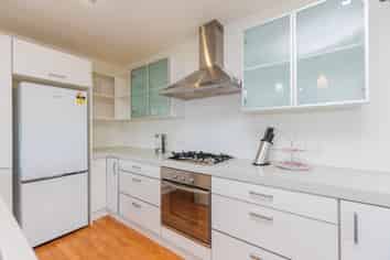 15 Comber Place, Johnsonville