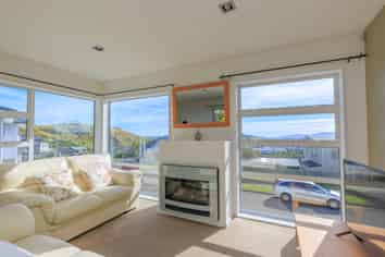 15 Comber Place, Johnsonville