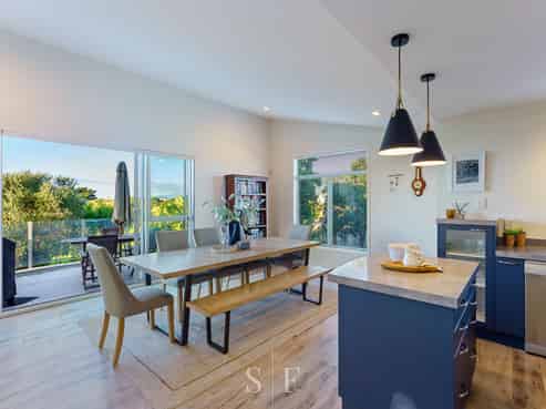 155 Field Way, WAIKANAE BEACH