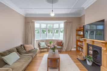 82 Harrison Street East, Featherston