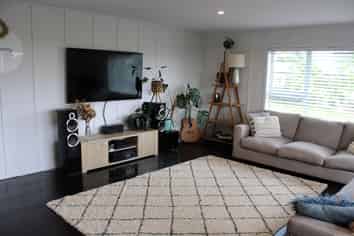 17 Roberts Road, Winton