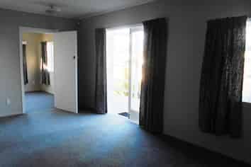 9 Dunstan Street, Otaki