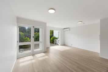 11/8 Hamilton Road, Herne Bay