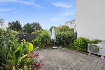 11/8 Hamilton Road, Herne Bay